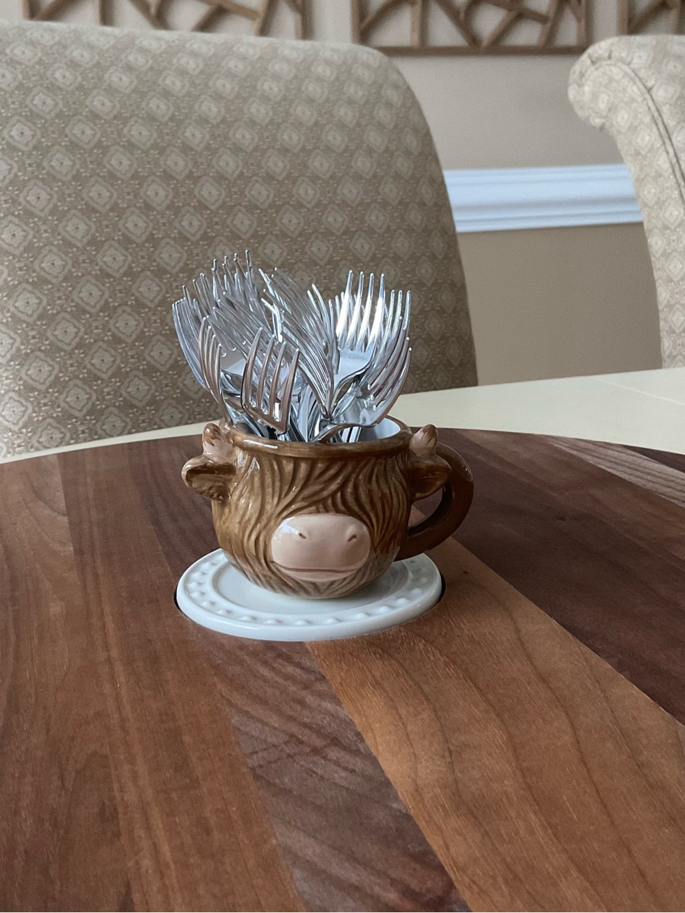 Ceramic Highland Cow Toothpick Holder Platter Decoration